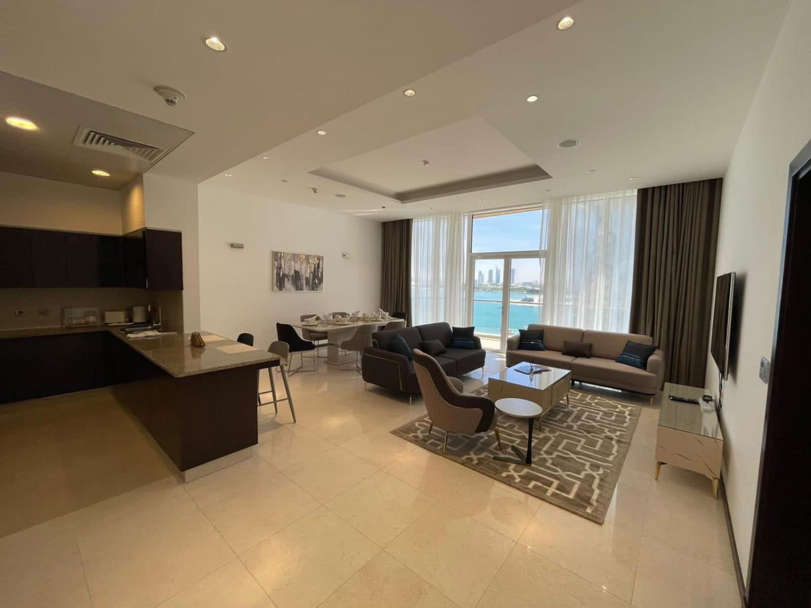 Palm Jumeirah Tiara Ruby 1king And 2 Sofa Beds
